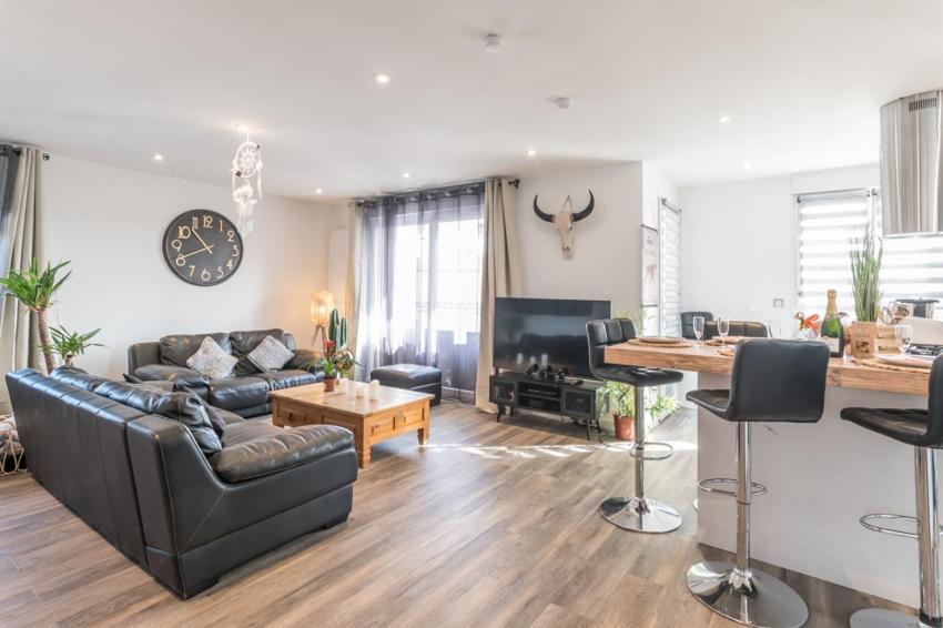 - Luxueux Casa Selva - Parking Gratuit - Spacieux - Balcon - Wifi فيارْيا المظهر الخارجي الصورة