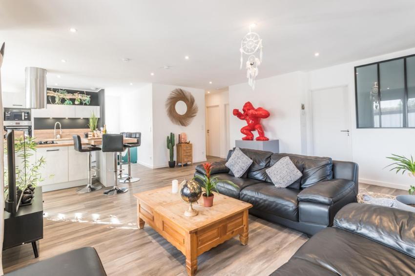 - Luxueux Casa Selva - Parking Gratuit - Spacieux - Balcon - Wifi فيارْيا المظهر الخارجي الصورة